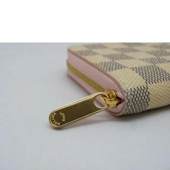 Louis Vuitton Beige and Dark Gray Checkered Wallet - Picture 7 of 7